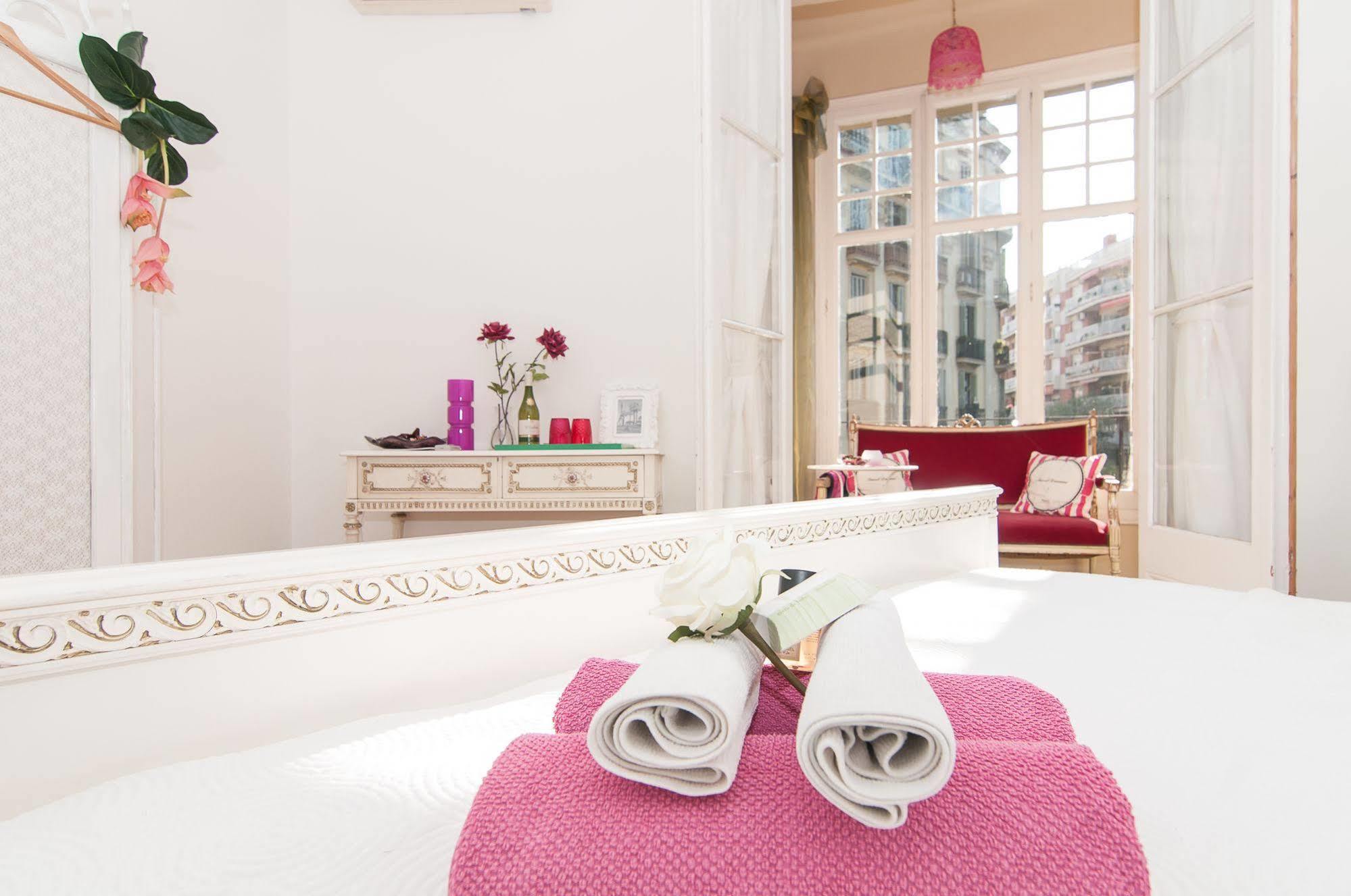 Bed and Breakfast Casa Trianon Barcelona Exterior foto